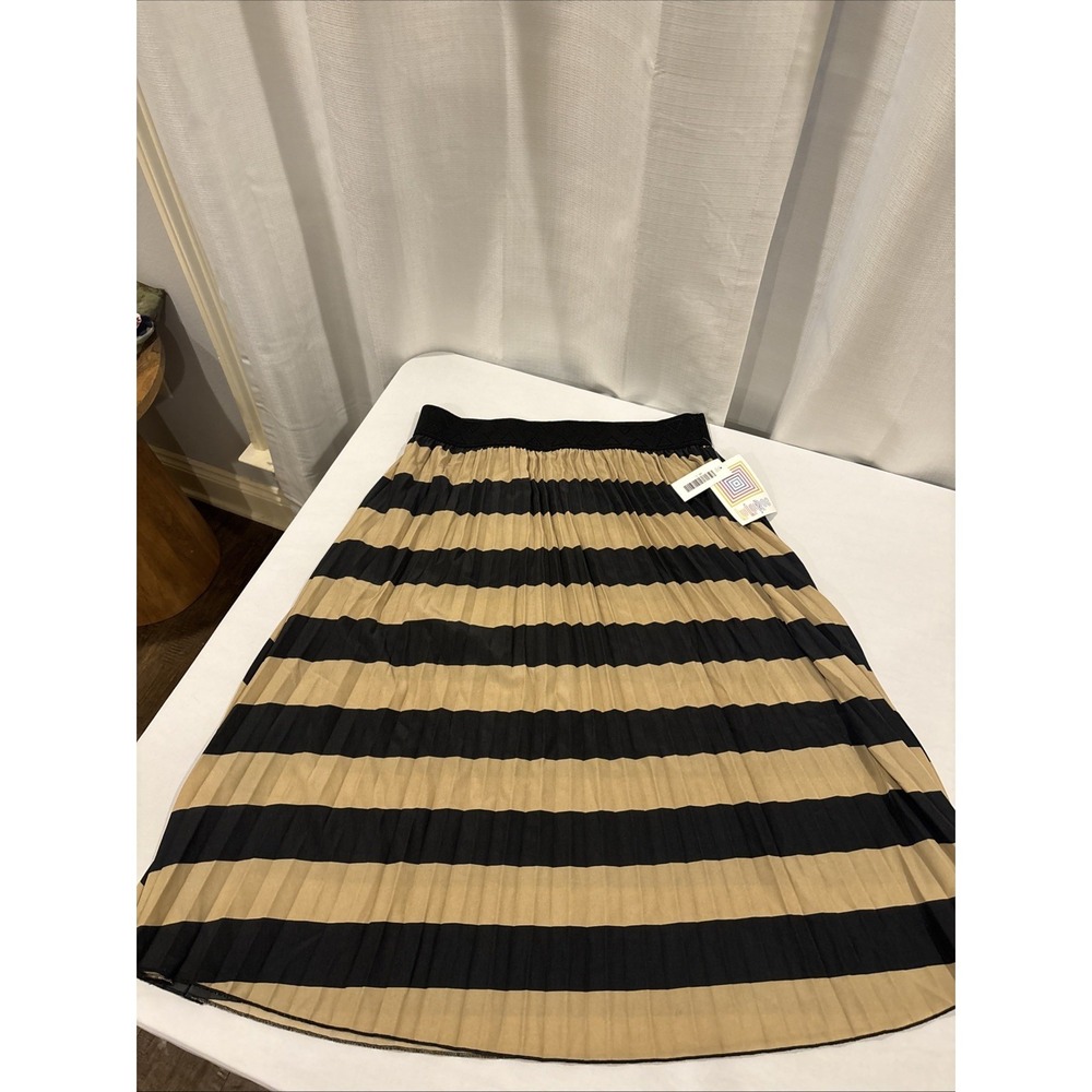 Lularoe - Jill Skirt- Large- NWT- Tan and Black stripe‎ Pleated Accordion
